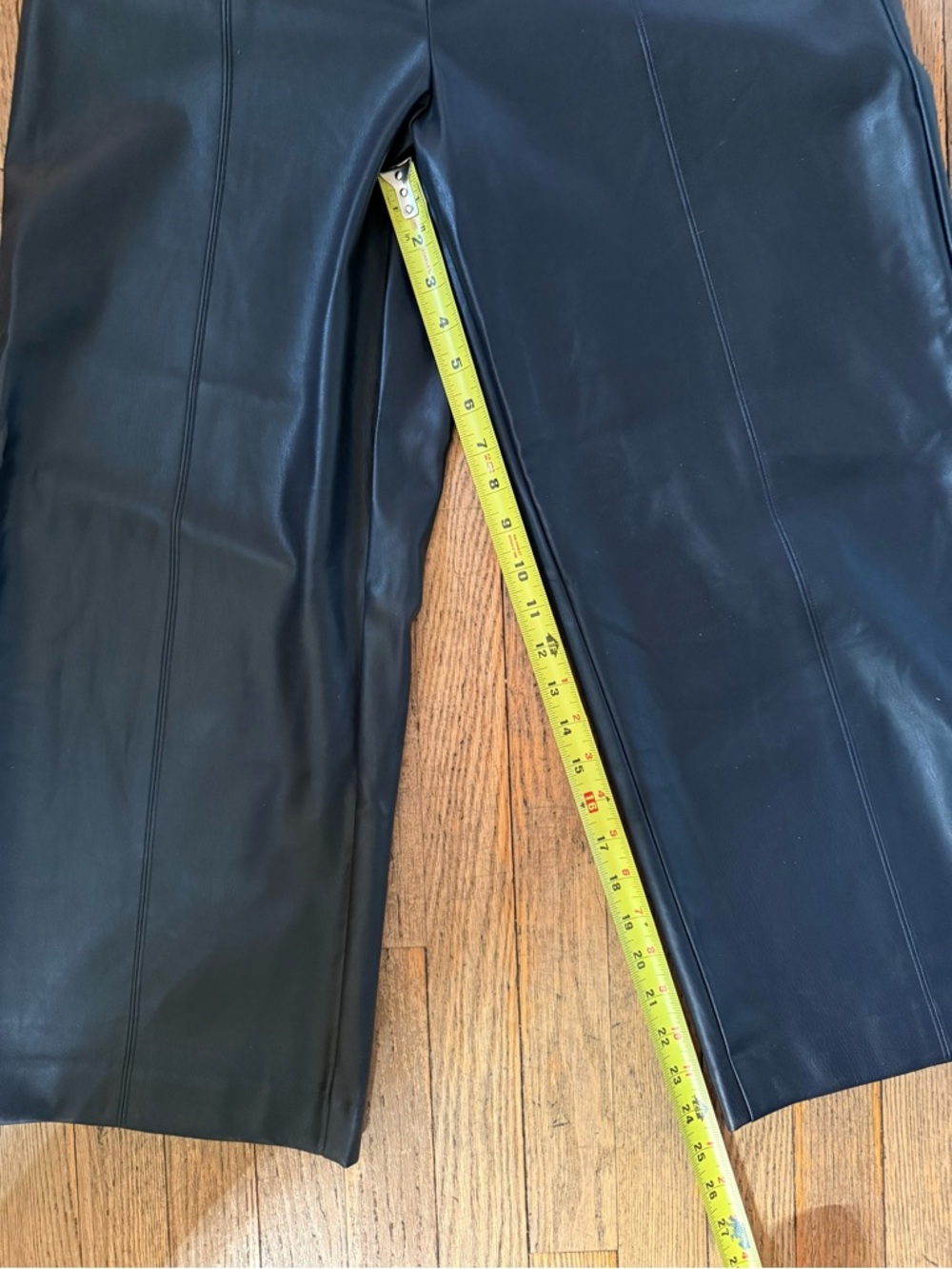 Ann Taylor Black Faux Leather Wide-Leg Cropped Culotte Pants Punk Business Chic - Picture 8 of 9